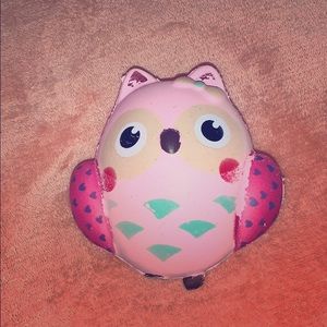 This is an owl squishy! (super soft) (slow rising)